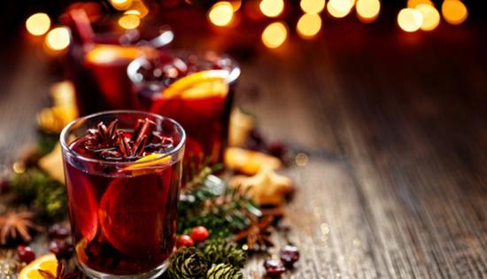 Glögi maistuu jouluna – valitse perinteinen glögi tai lisää terästystä