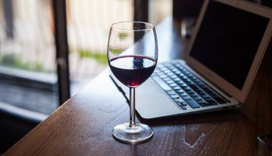 Viiniä netistä – viinit juhlaan ja arkeen